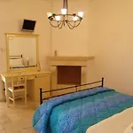 Pignata לינה וארוחת בוקר Savelletri