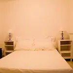 לינה וארוחת בוקר Pignata 3*