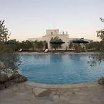 לינה וארוחת בוקר Pignata 3*